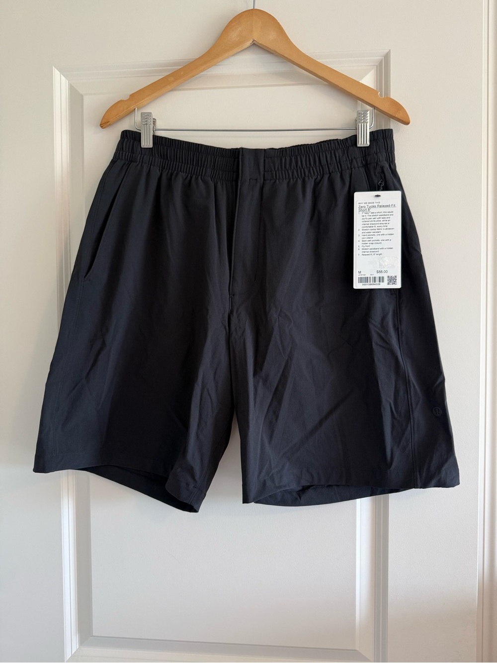 Lululemon Zero Tucks Relaxed-Fit Short 8" men Size M Black New